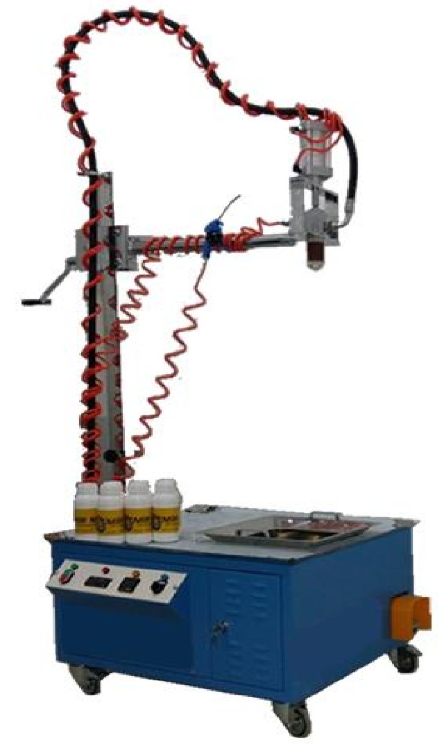 EMR05 - stroj pro čištění filtrů pevných částic DPF